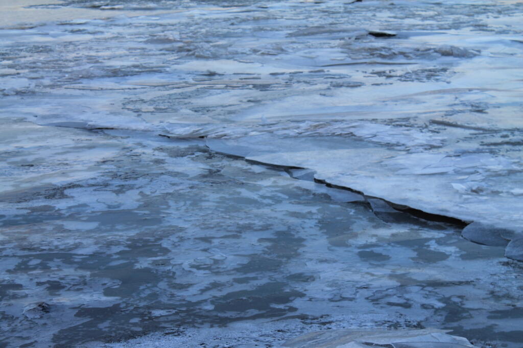 Photo: Crack Photo: Crack
