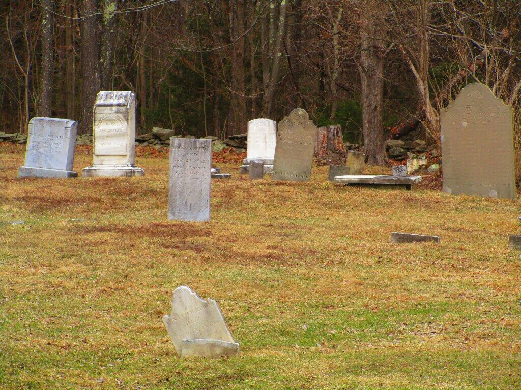 Photo: Bradt Road Cementary