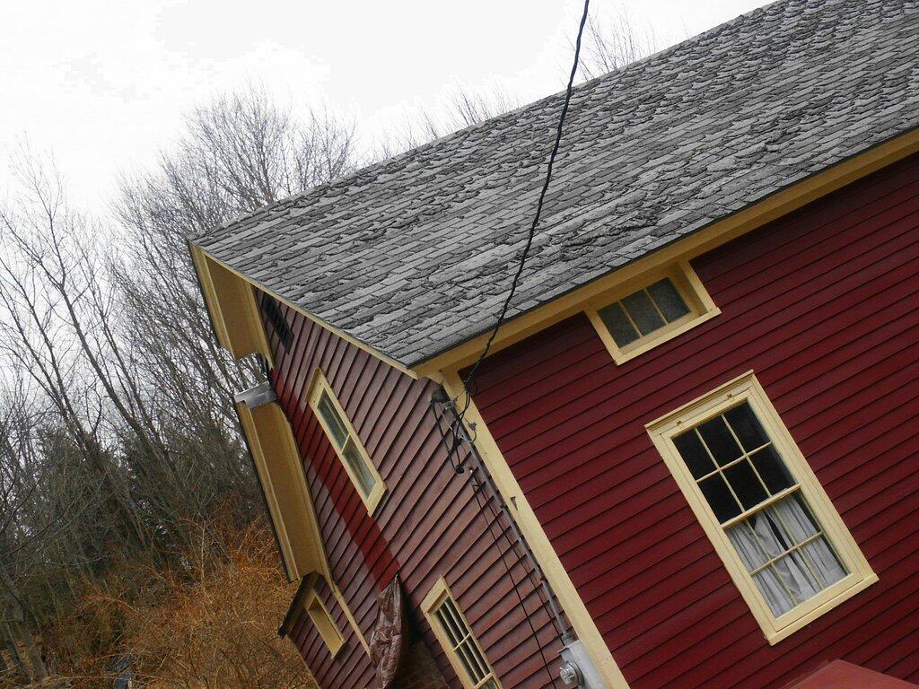 Photo: Colorful House Photo: Colorful House