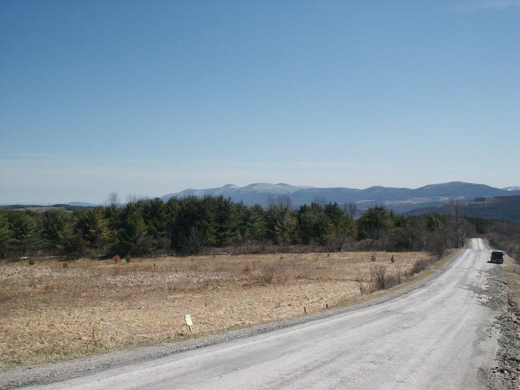 Photo: Cheese Hill Road on a Dry Early Spring Day