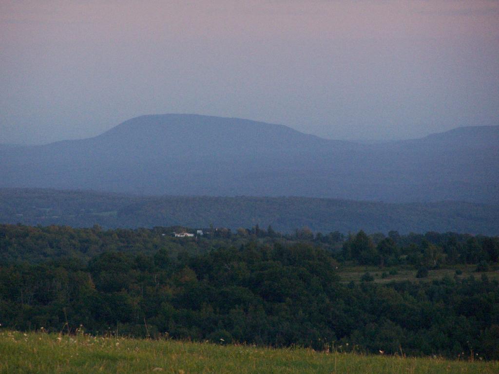 Photo: Roundtop