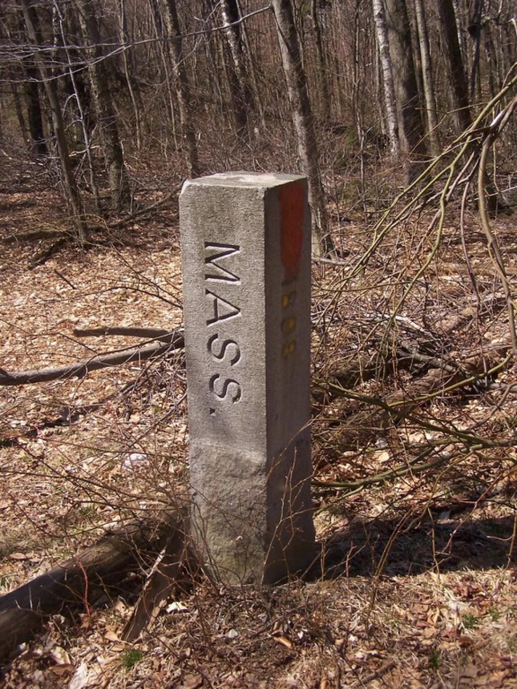 Photo: State Line
