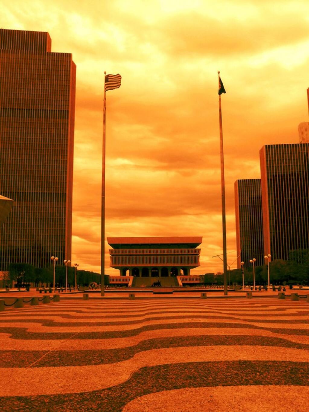 Photo: Red Photo: Red