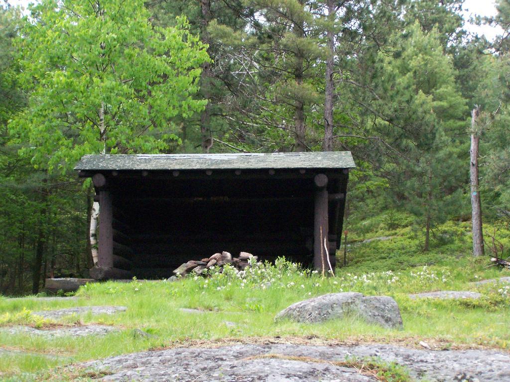 Photo: Five Mile Mountain Leanto Photo: Five Mile Mountain Leanto