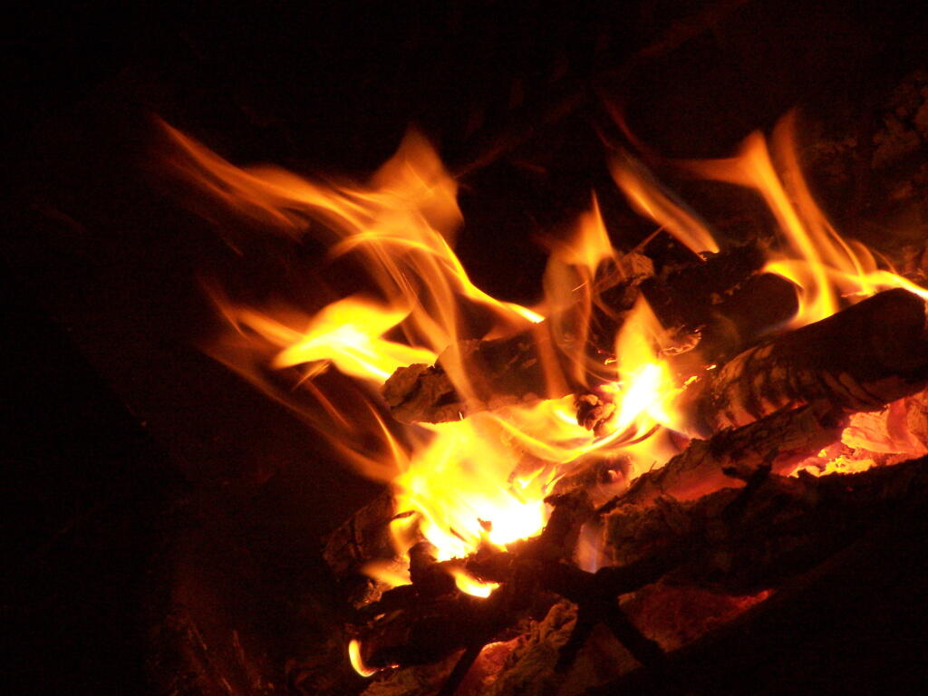 Photo: Burnin' Wood