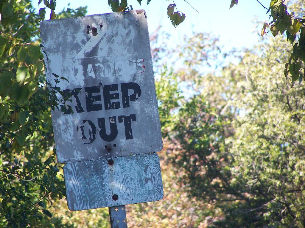 Photo: Keep Out