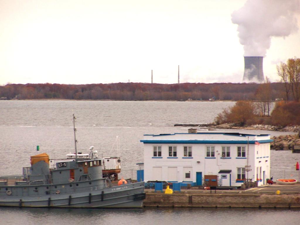 Photo: Tugg Boat and Nuclear Plant