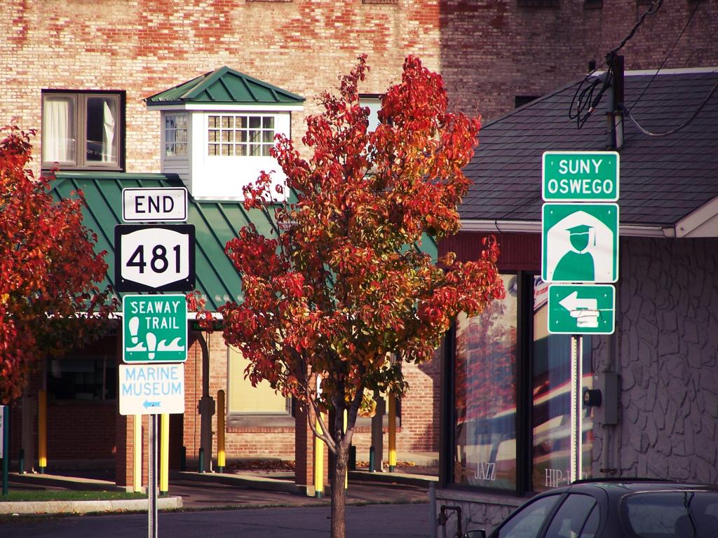 Photo: End 481 Photo: End 481