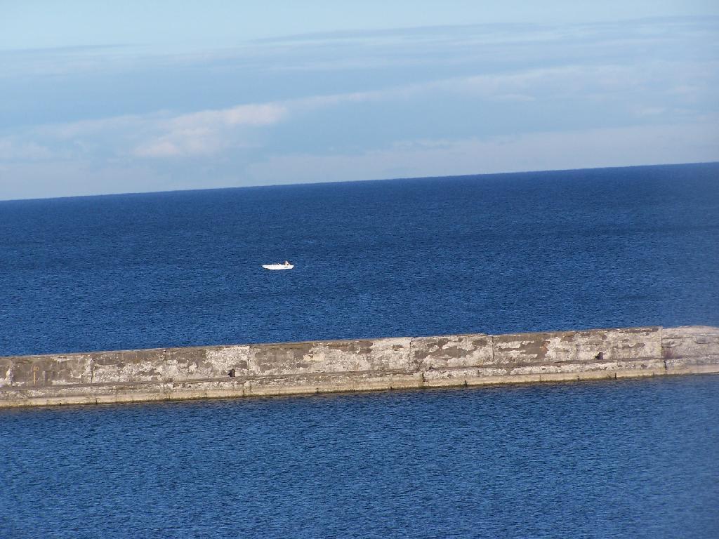 Photo: Breakwall