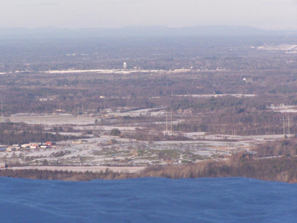 Photo: Hang Glidrs Cliff to the Adirondacks Photo: Hang Glidrs Cliff to the Adirondacks