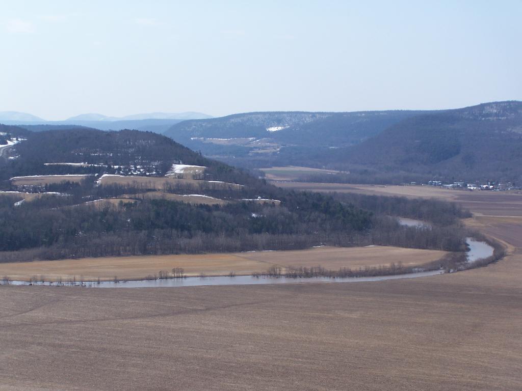 Photo: Armlin Hill