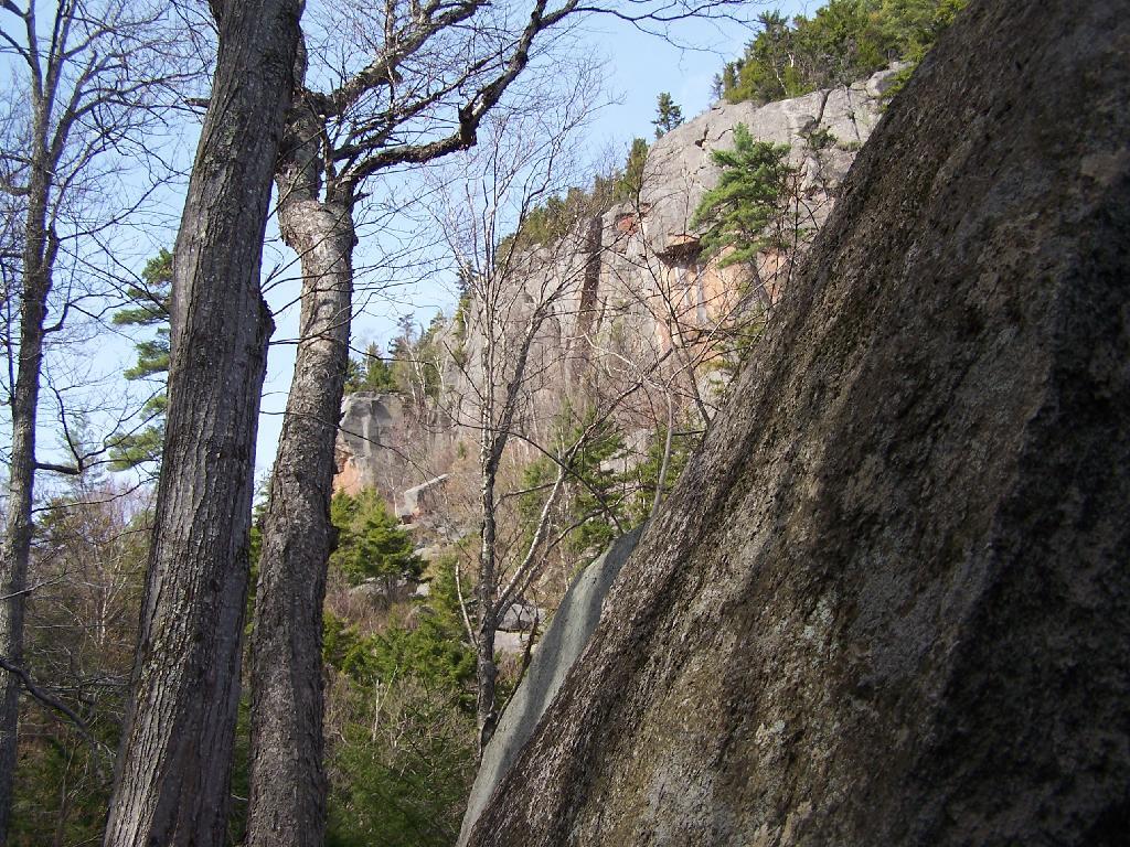Photo: Descending Good Luck Mountain Photo: Descending Good Luck Mountain