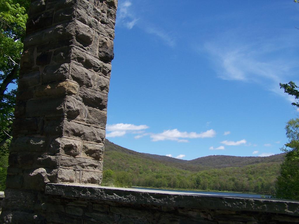 Photo: Coykendall Lodge Ruins
