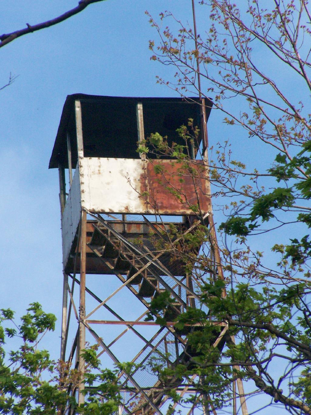 Photo: Abandoned Firetower Cab