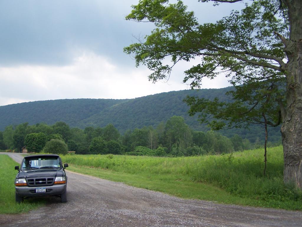 Photo: Entrance to Labrador Hollow Parking Area