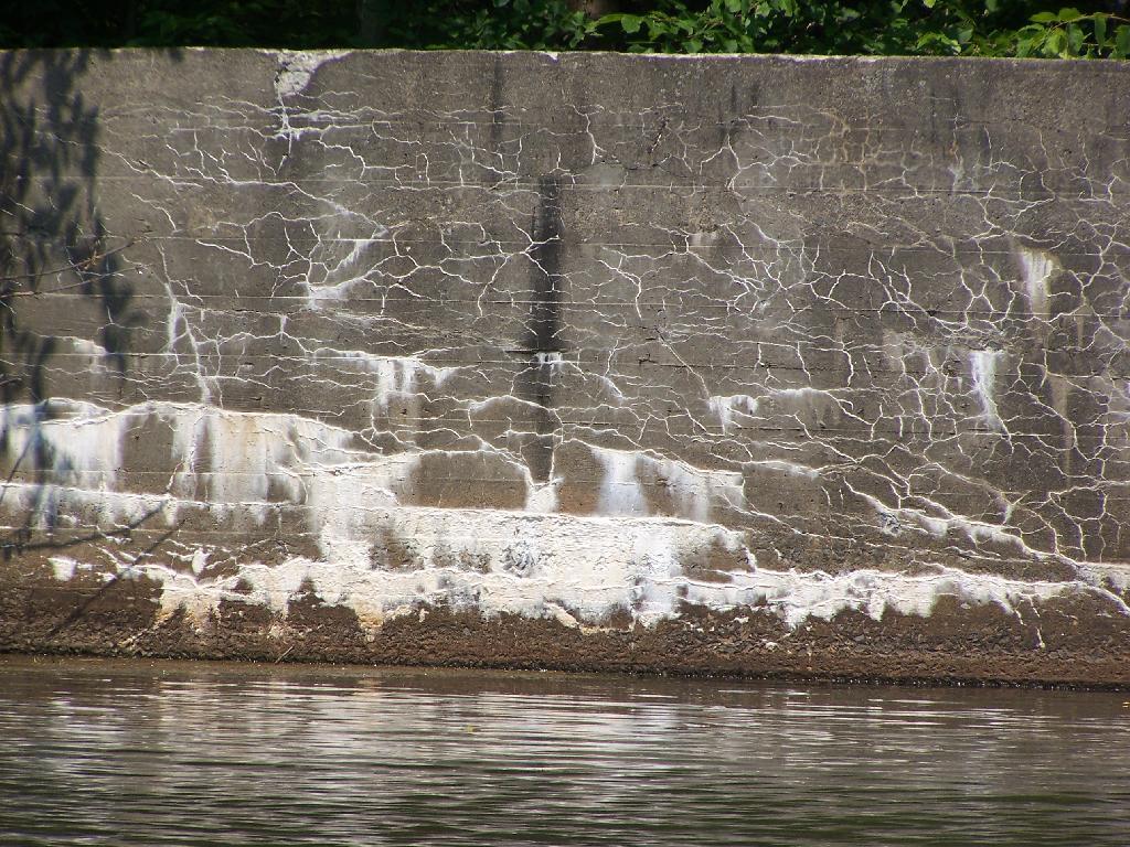 Photo: Fawn Lake Retaining Wall Photo: Fawn Lake Retaining Wall