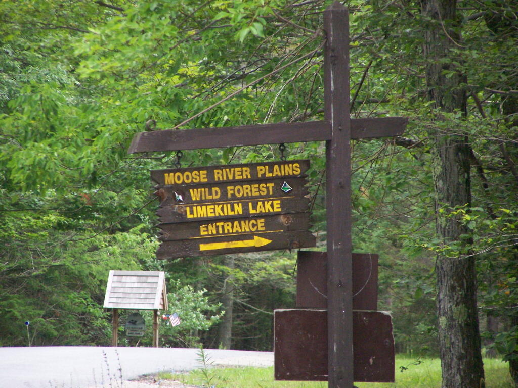 Photo: Limekiln Entrance Sign