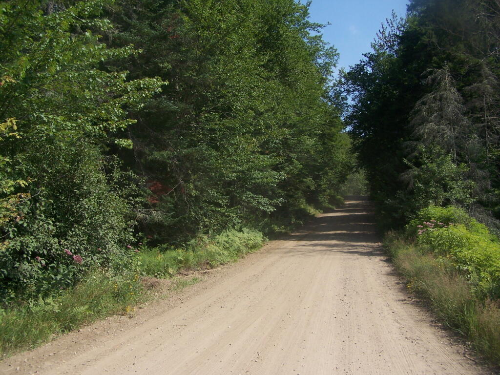 Photo: Dusty Jessup River Road Photo: Dusty Jessup River Road