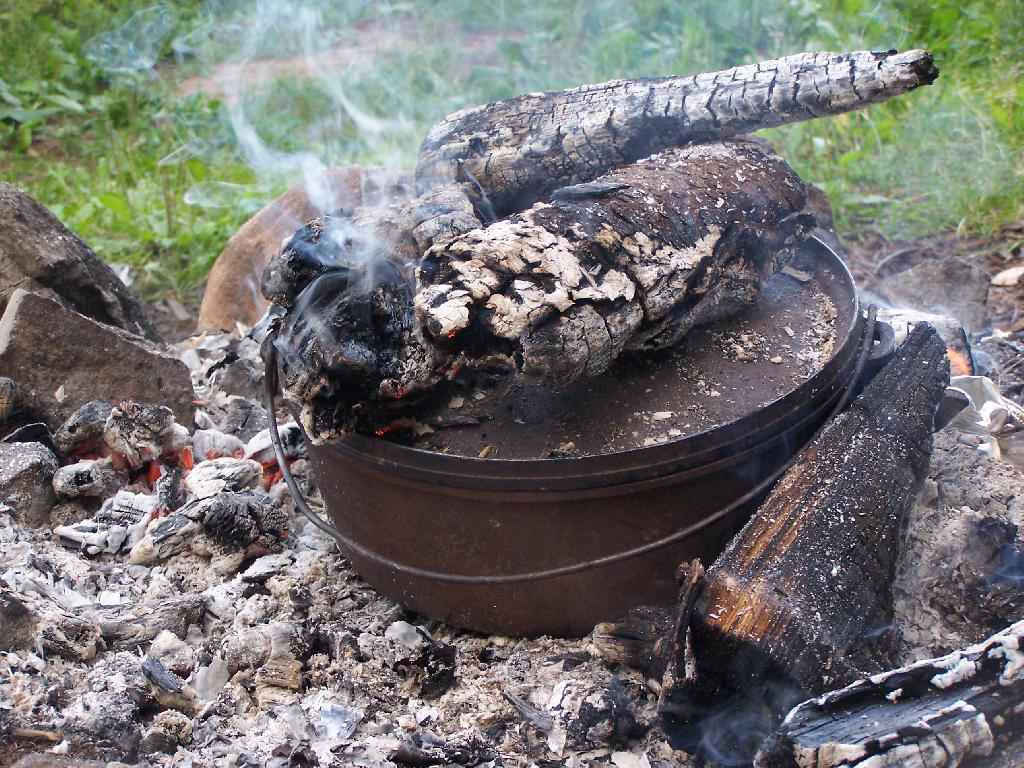 Photo: Baking in Dutch Oven Photo: Baking in Dutch Oven