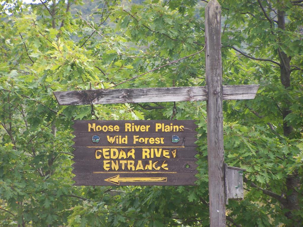 Photo: Cedar River Entrance Sign Photo: Cedar River Entrance Sign