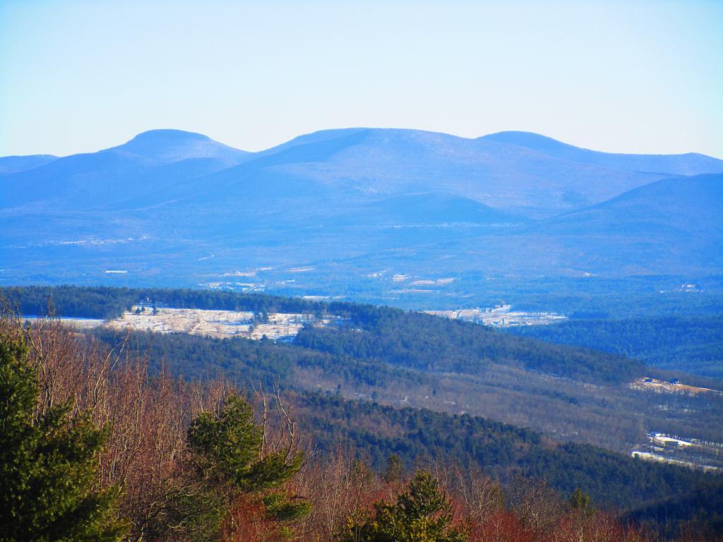 Photo: Acra Point and Windham High Peak Photo: Acra Point and Windham High Peak