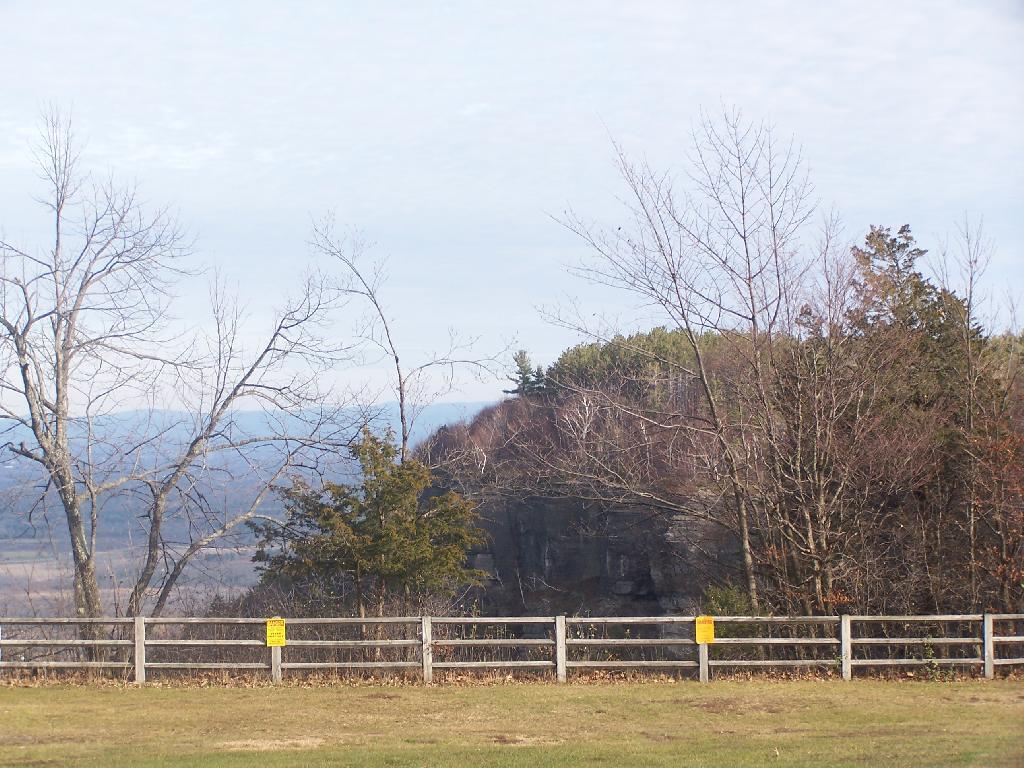 Photo: Escarpment Edge Photo: Escarpment Edge