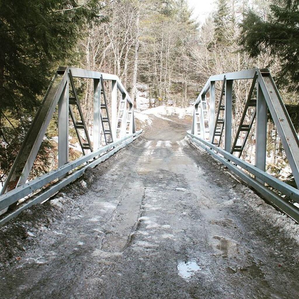 Photo: Griffin Bridge