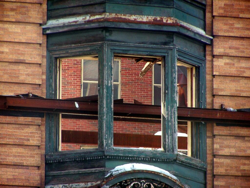 Photo: Window Photo: Window