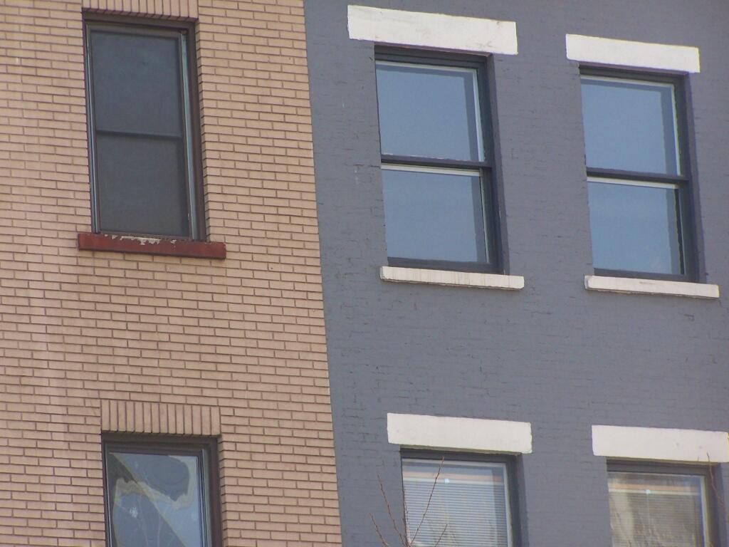 Photo: Windows