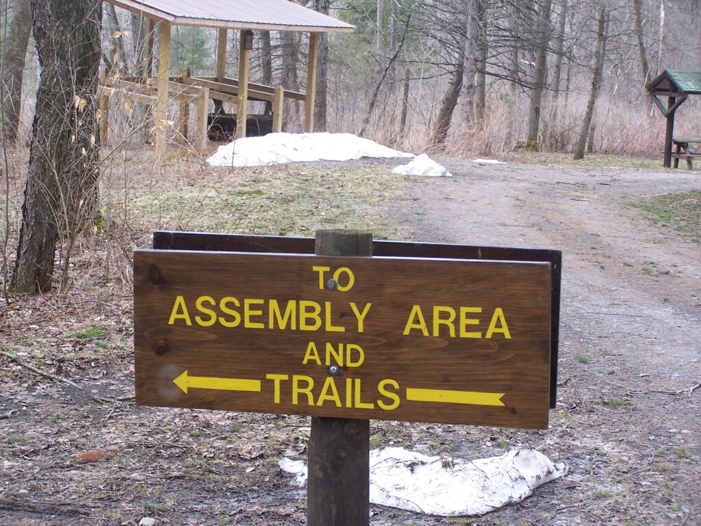 Photo: To Assembly Area and Trails Sign