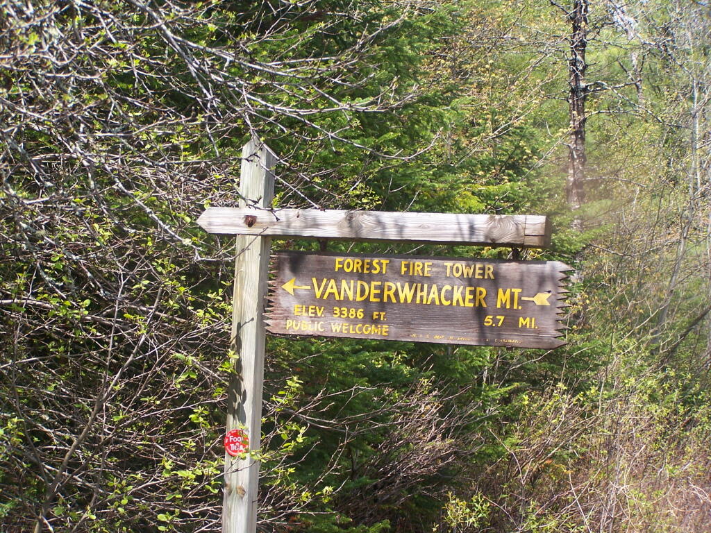 Photo: Vanderwhacker Firetower Trail Sign