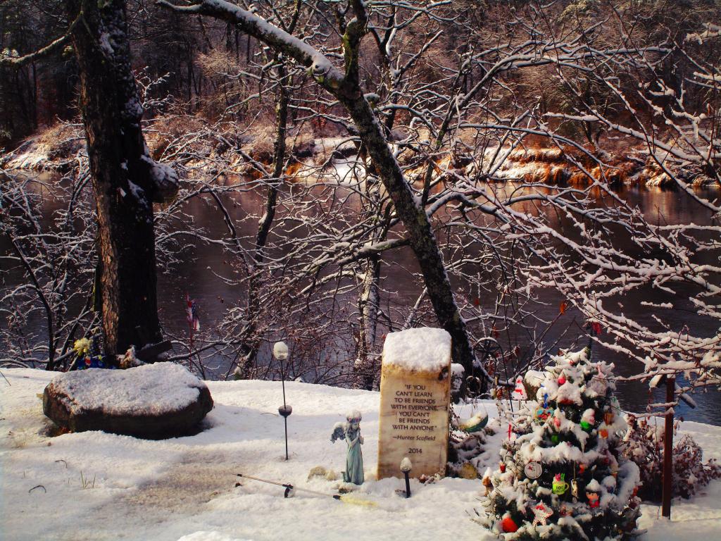 Photo: Hunter Scofield Monument