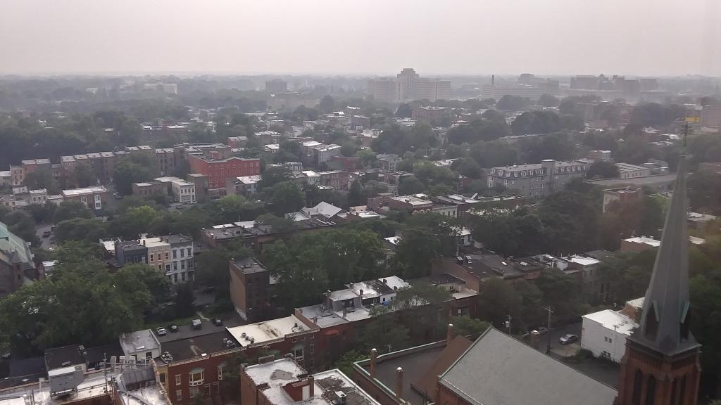 Photo: Smoke covers the city from the western wildfires
