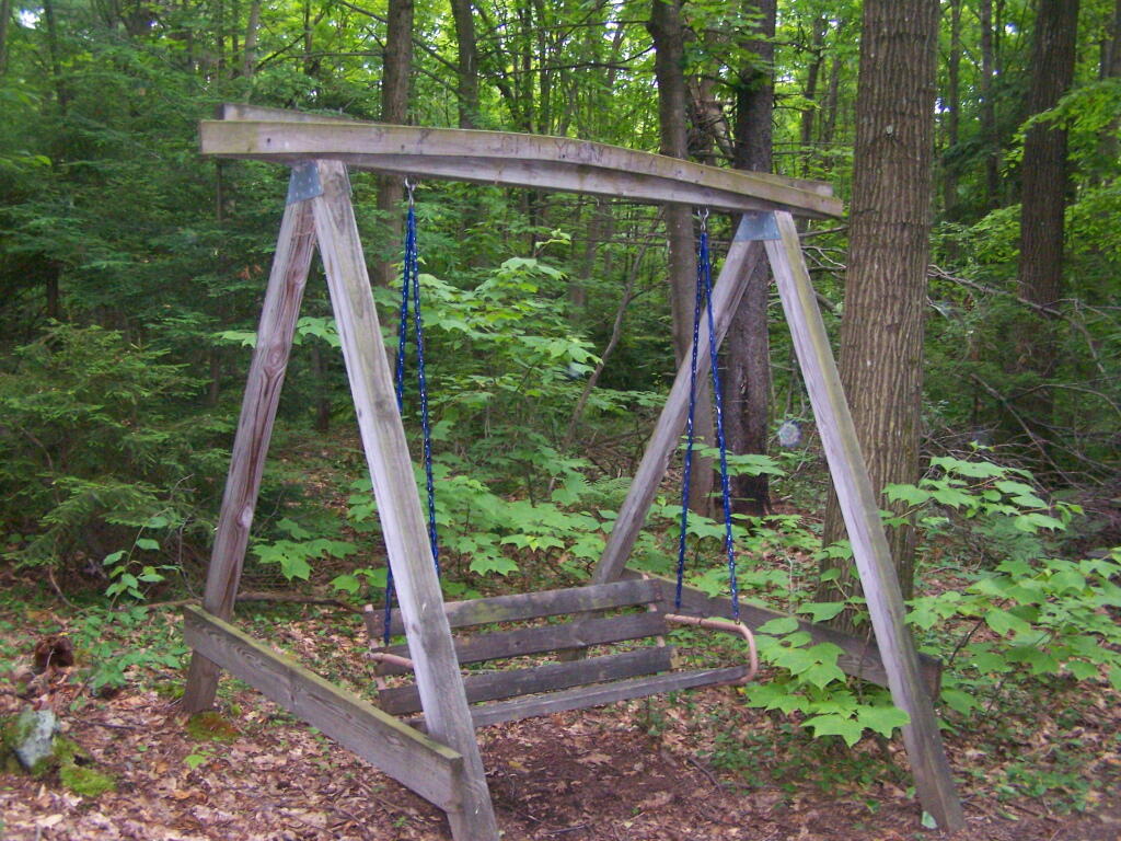 Photo: Swing Along Oak Ridge Trail Photo: Swing Along Oak Ridge Trail