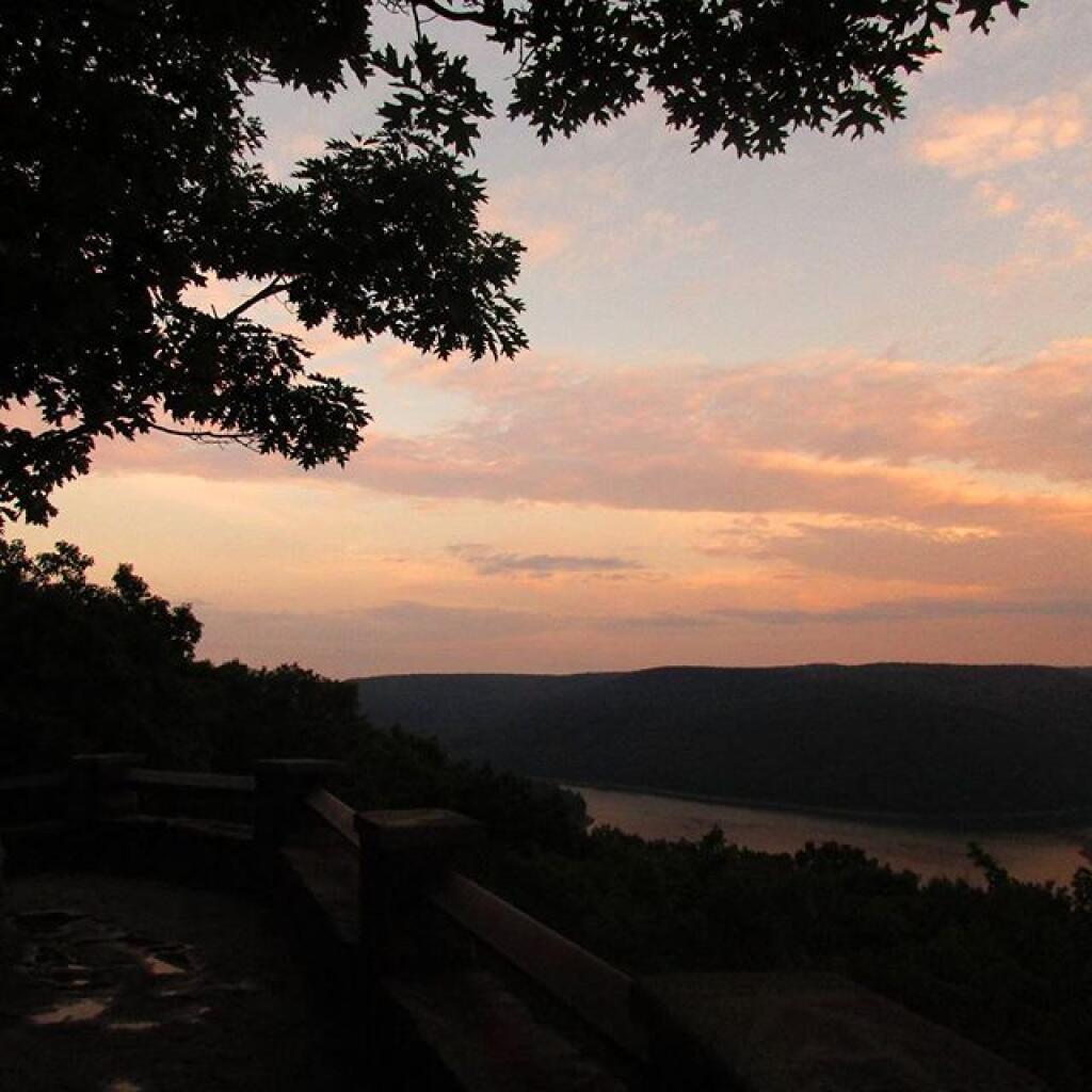 Photo: Yesterday's sunset at Rimrock Photo: Yesterday's sunset at Rimrock
