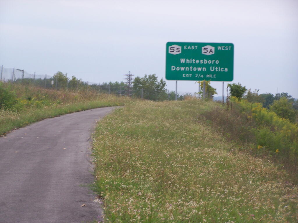 Photo: Whiteboro-Utica Exit Sign on I-790
