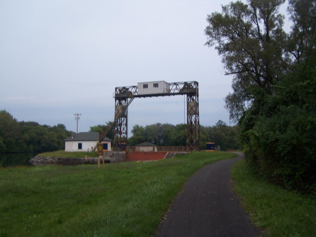 Photo: Utica Harbor Lock Tower