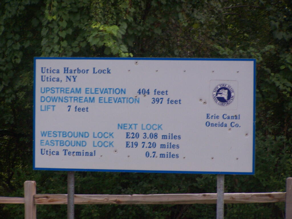 Photo: Utica Harbor Lock Stats