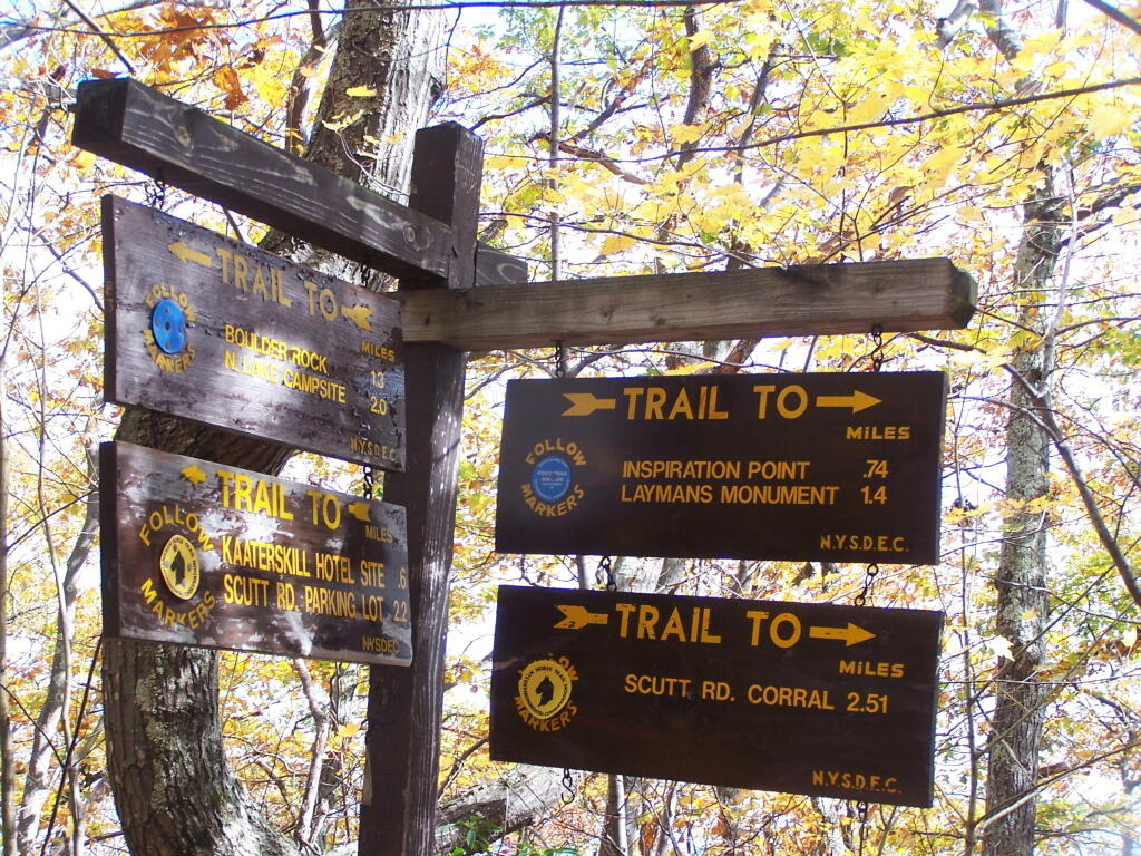 Photo: Trail Intersections