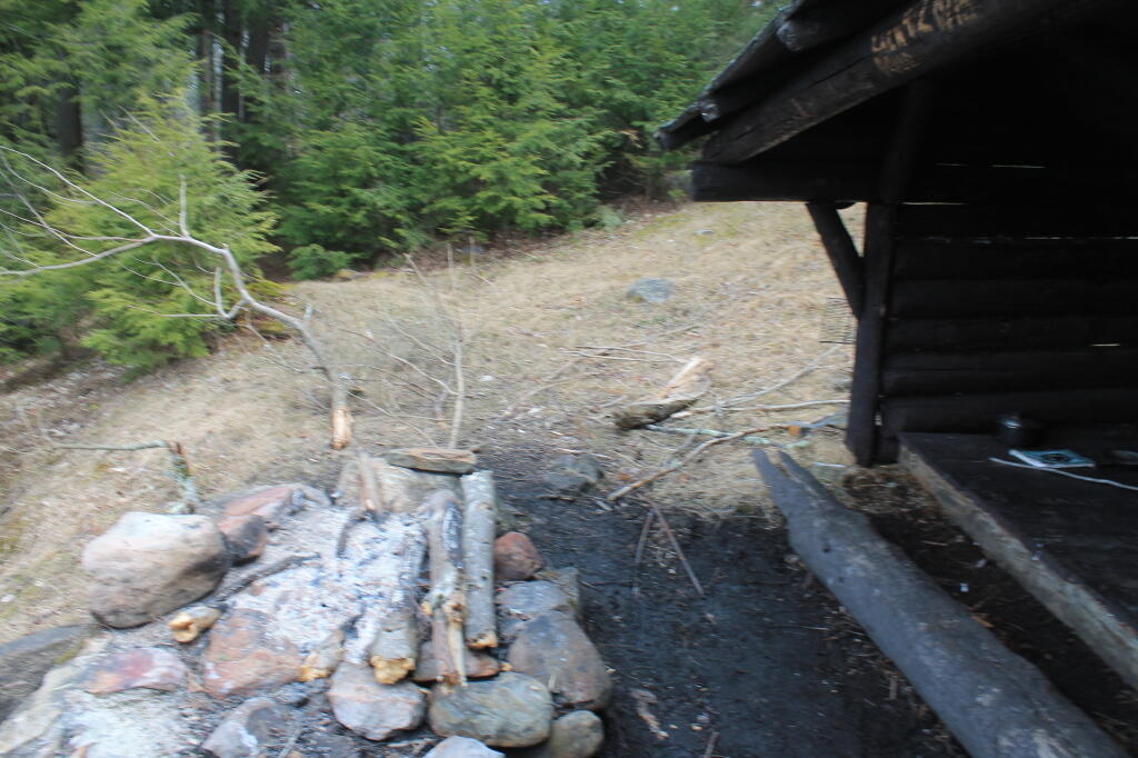Photo: Inside the Lean-To