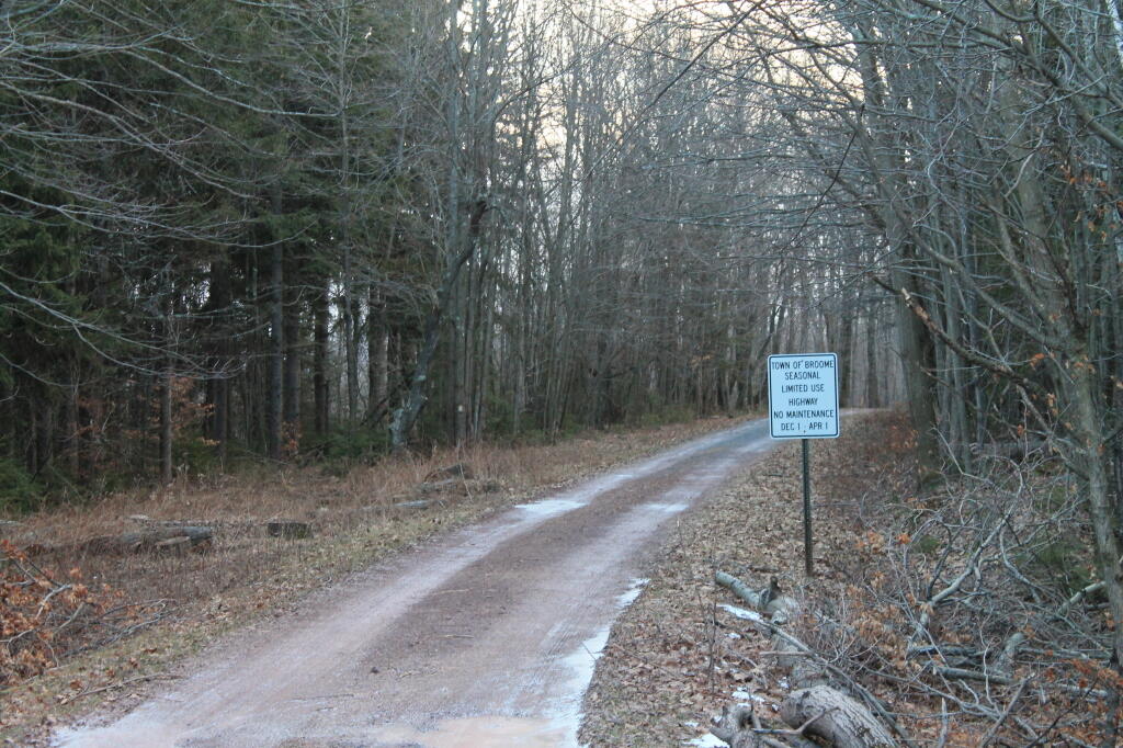 Photo: Riffenberg Road Photo: Riffenberg Road