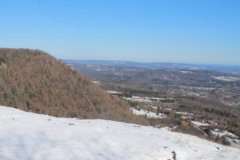 Photo: Towards High Point Photo: Towards High Point