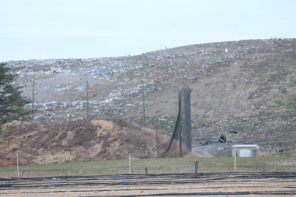 Photo: Sand Dune, Fence, Landfill Photo: Sand Dune, Fence, Landfill