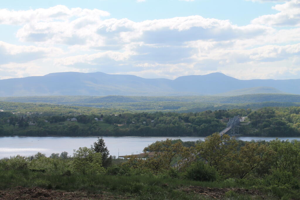 Photo: Hazy but the Mountains Are Sure Getting Green