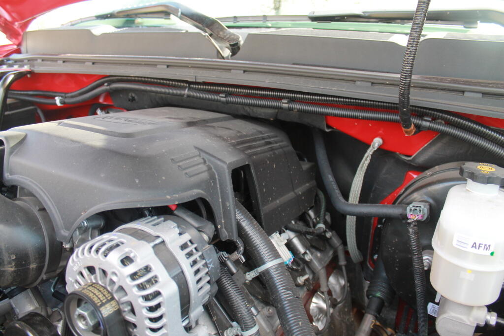 Photo: Wire Running To Second Battery