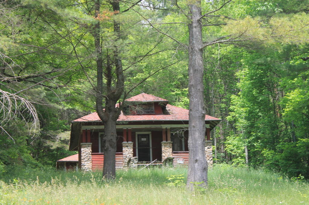 Photo: Cabin at Santonani Farm