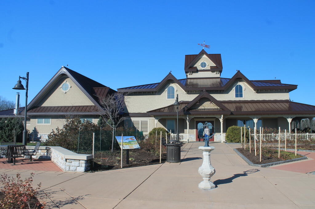 Photo: Swanky Rest Stop