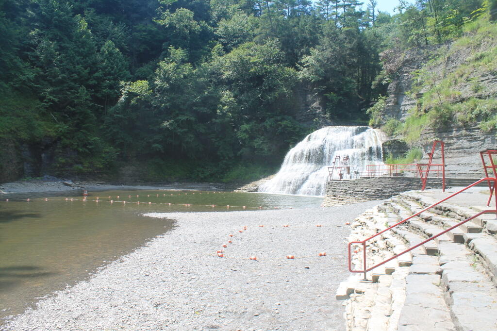 Photo: Lower Falls with Dam Out Photo: Lower Falls with Dam Out