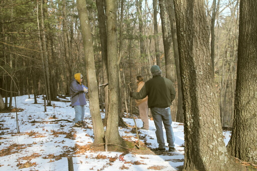 Photo: Hikers Listen to John Wolcott
