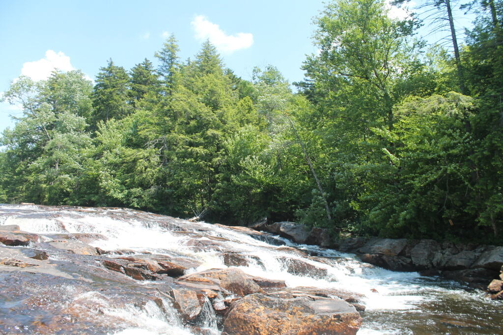 Photo: The Potholers on a Hot Sunny Day Photo: The Potholers on a Hot Sunny Day